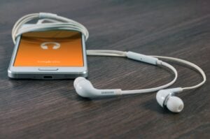 Die Suche nach dem perfekten Smartphone kann überwältigend sein. Mit hunderten von Modellen, unzähligen Anbietern und ständig wechselnden Preisen ist es schwer, den Überblick zu behalten. Eine gute Plattform ist entscheidend, wenn es um mobile Phones und intelligente Smartphone Deals geht. Das Unternehmen Dashandy hat sich auf dem deutschen Markt einen Namen gemacht, indem es Kunden hilft, die beste Kombination aus Preis, Qualität und Leistung zu finden. Mit einer klaren Strategie und benutzerfreundlichem Design vereinfacht Dashandy den gesamten Kaufprozess.