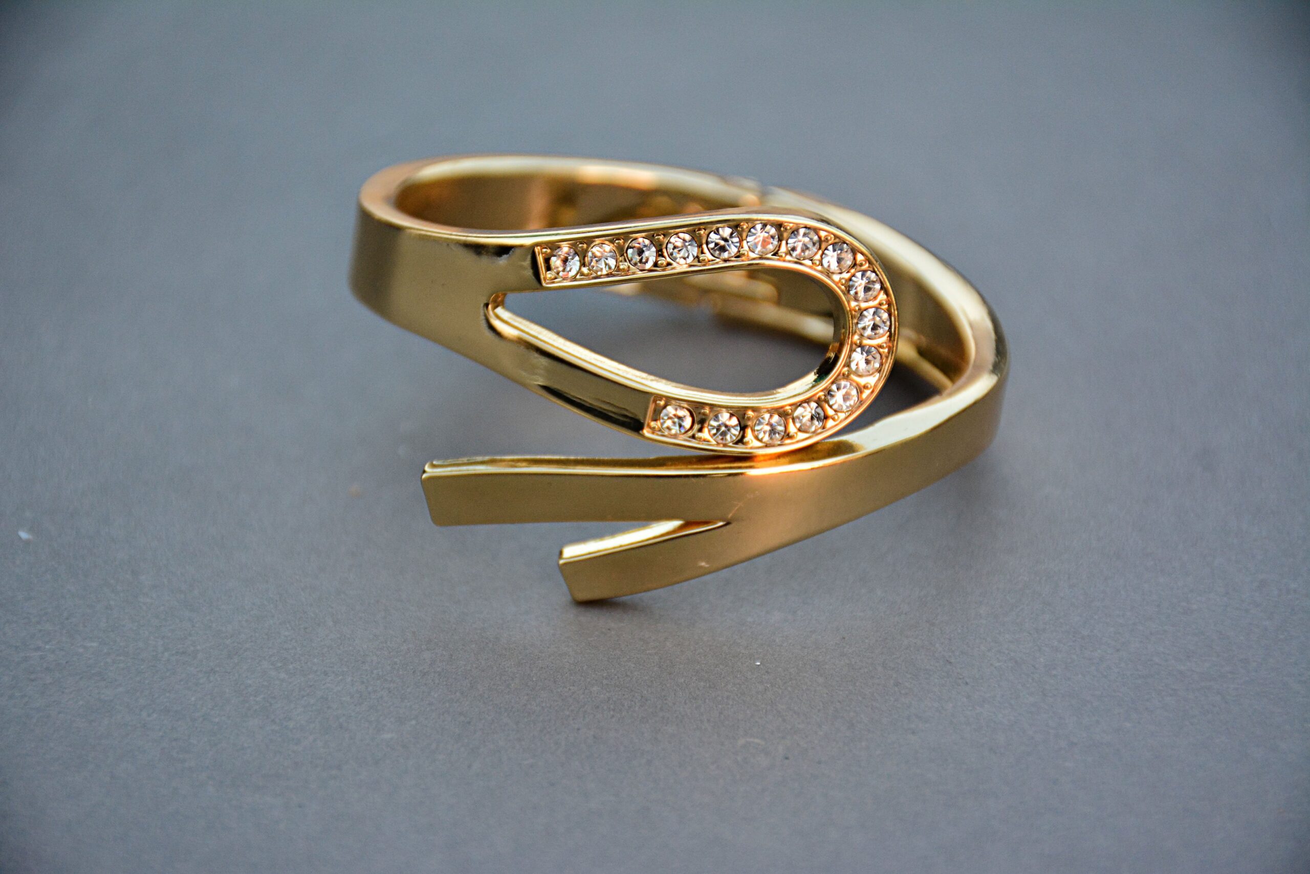 Jewellery is more than just an accessory it’s a reflection of who you are. It tells your story, celebrates your milestones, and adds a touch of brilliance to everyday life. At Argento, this philosophy comes to life through a curated world of elegance, personalization, and contemporary style. Whether you're searching for a meaningful gift or the perfect piece to elevate your look, Argento invites you to shine your way.