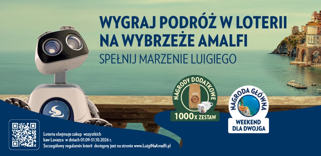 Robot na plaży z morza Amalfi promujący loterię Lavazza z nagrodami